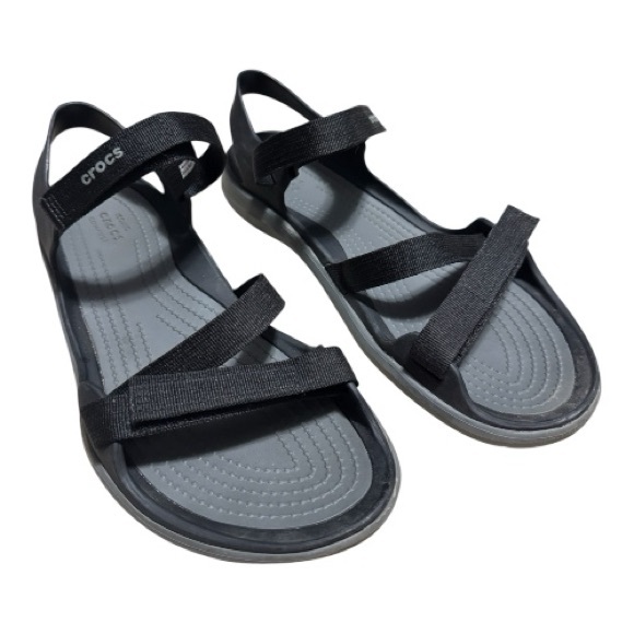 CROCS Women’s Swiftwater Webbing Sandal, Black, Sz 8W - Picture 2 of 5